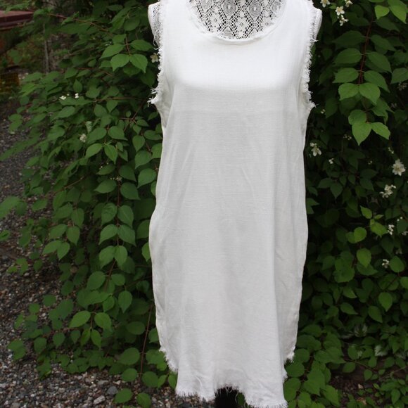 Linen/Rayon shift dress - Picture 1 of 4